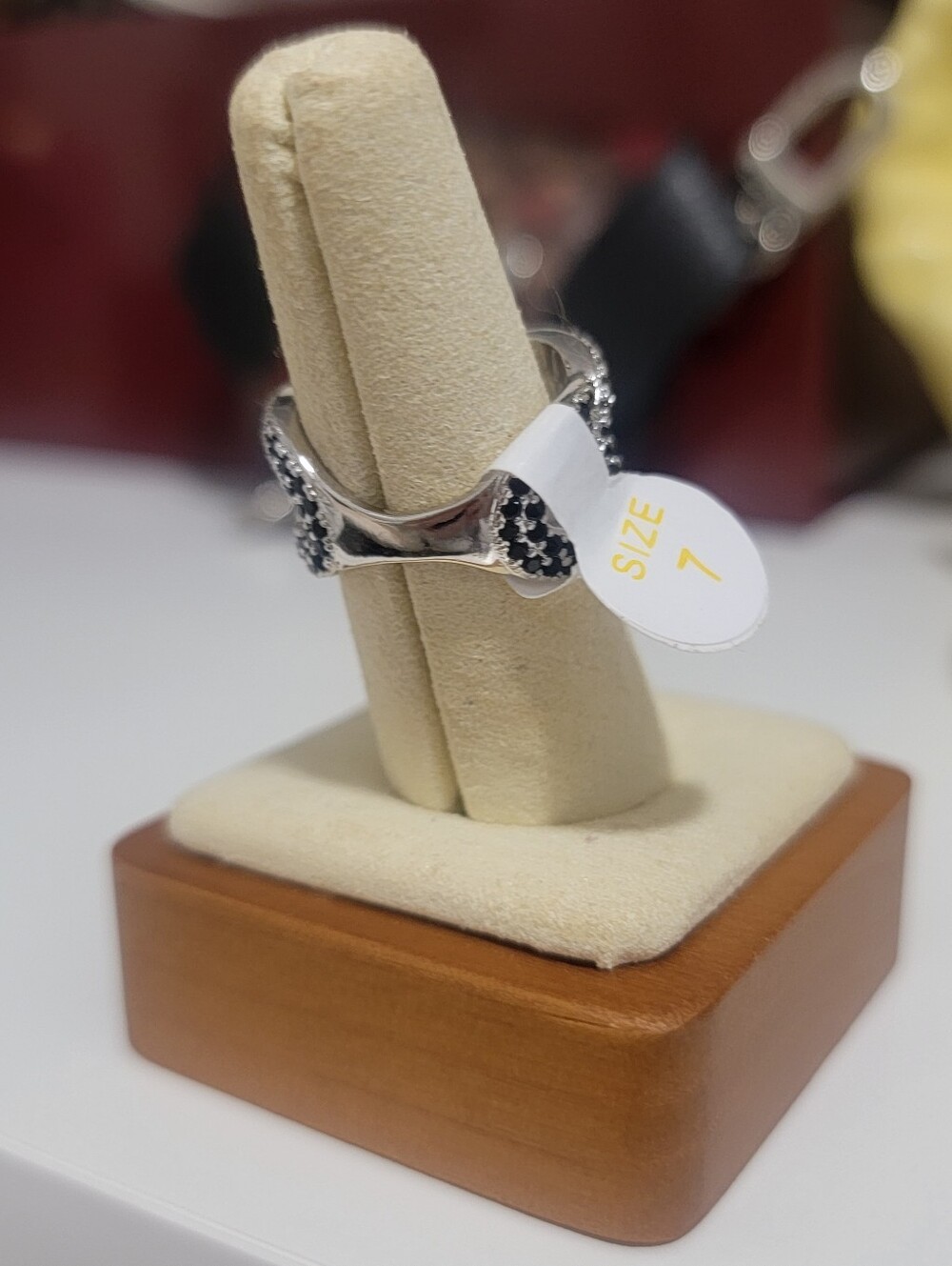 Moments To Remember Black Onyx Ring - Picture 6 of 6